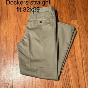 Dockers Straight Fit 32x29